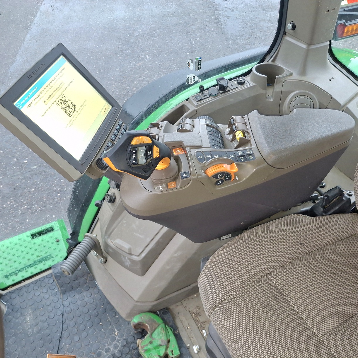 JOHN DEERE 7R 290