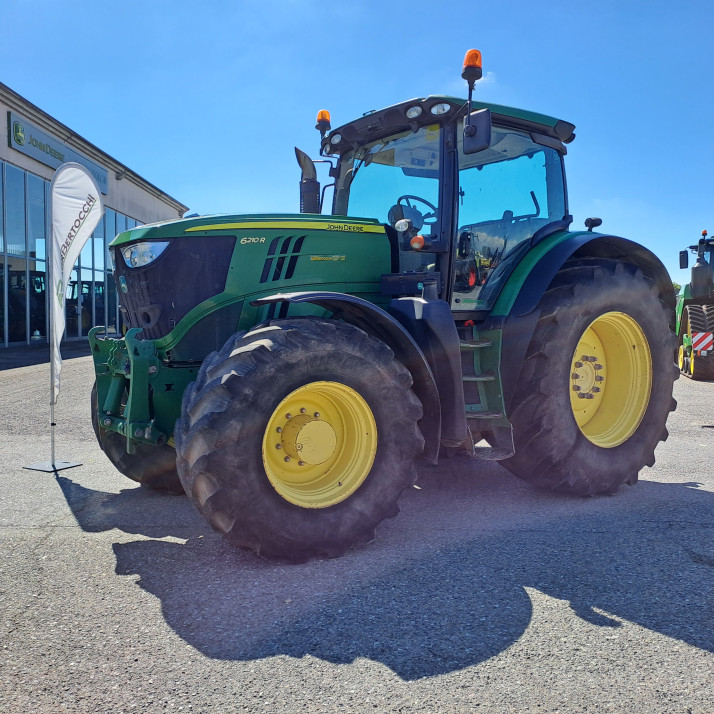 JOHN DEERE  6210R
