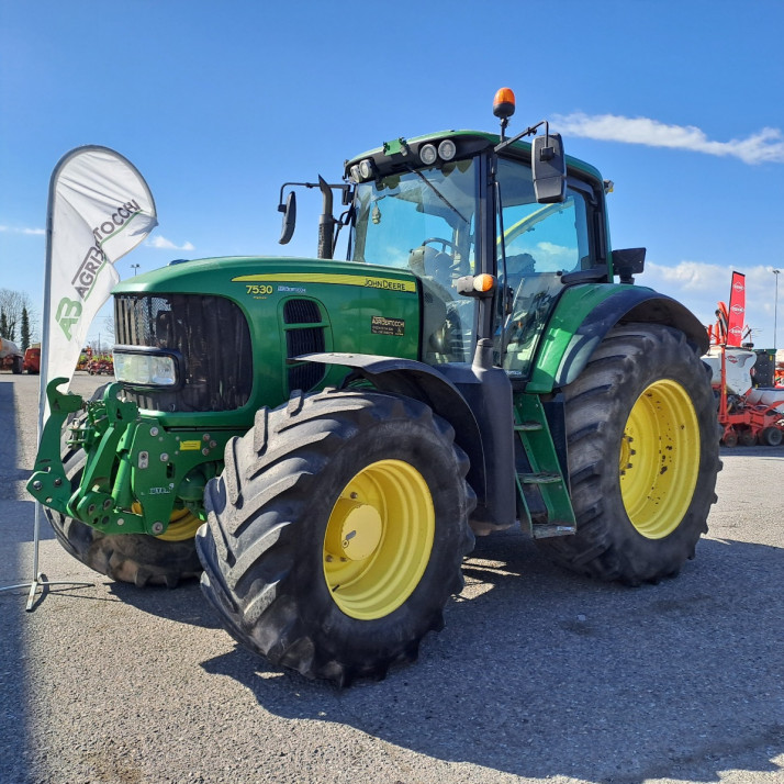 JOHN DEERE 7530 PREMIUM