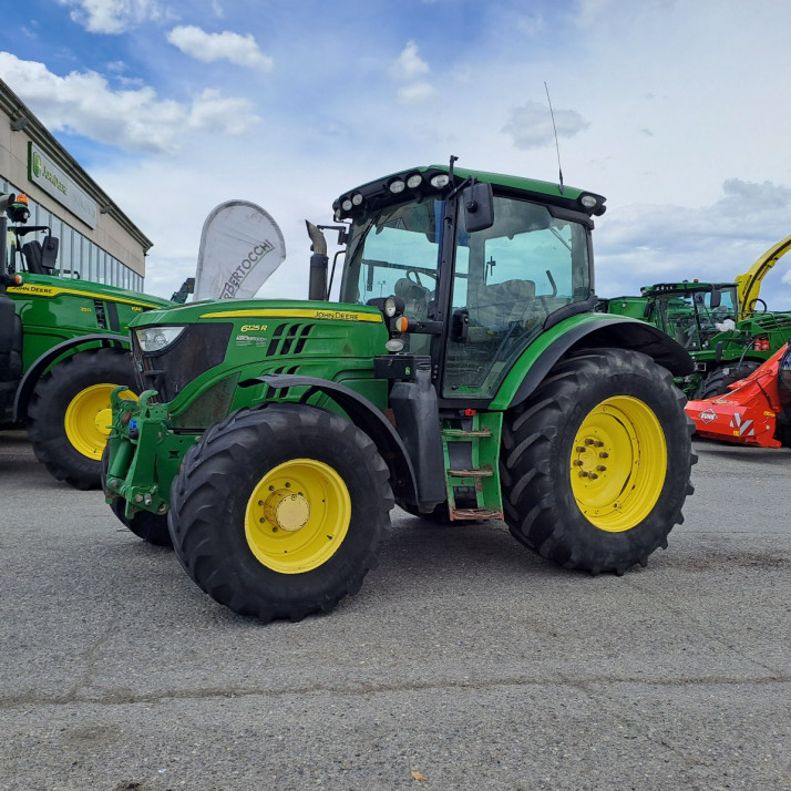 JOHN DEERE 6125R