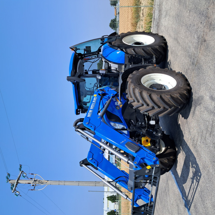 NEW HOLLAND T6 160