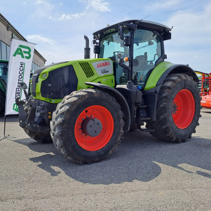 TRATTORE CLAAS AXION 830