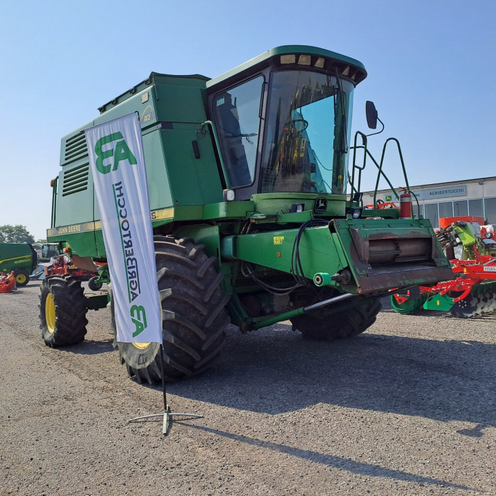 MIETITREBBIA JOHN DEERE CTS