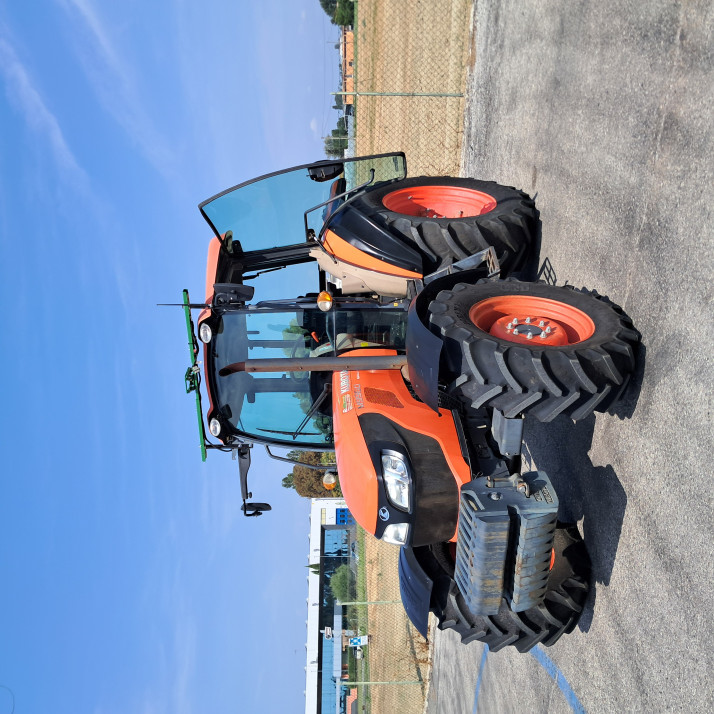 KUBOTA M9960