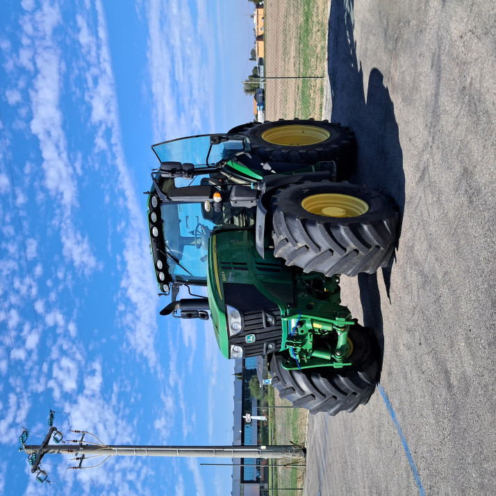 JOHN DEERE 6230R JOHN DEERE 6230R
