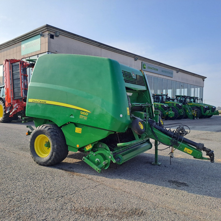 ROTOPRESSA JOHN DEERE 960