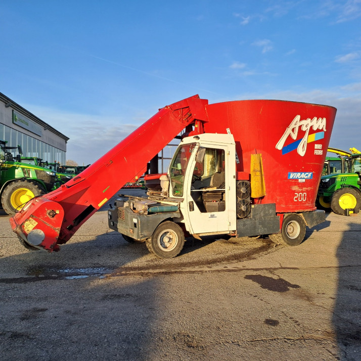 CARRO MISCELATORE SEMOVENTE  AGM MIRAGE 200