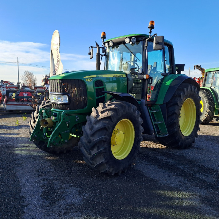 JOHN DEERE 6830