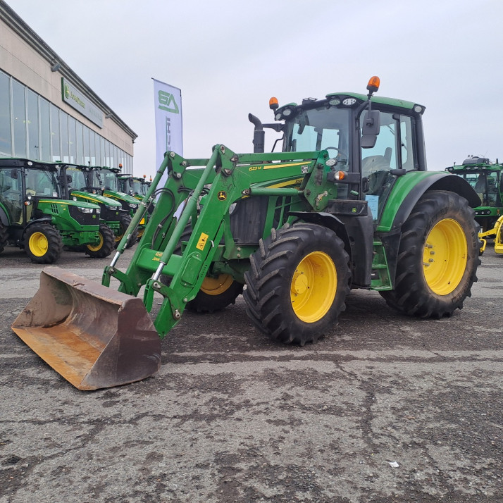 JOHN DEERE 6120M