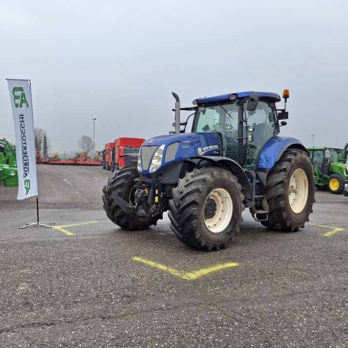 NEW HOLLAND T7 270 AUTOCOMMAND 