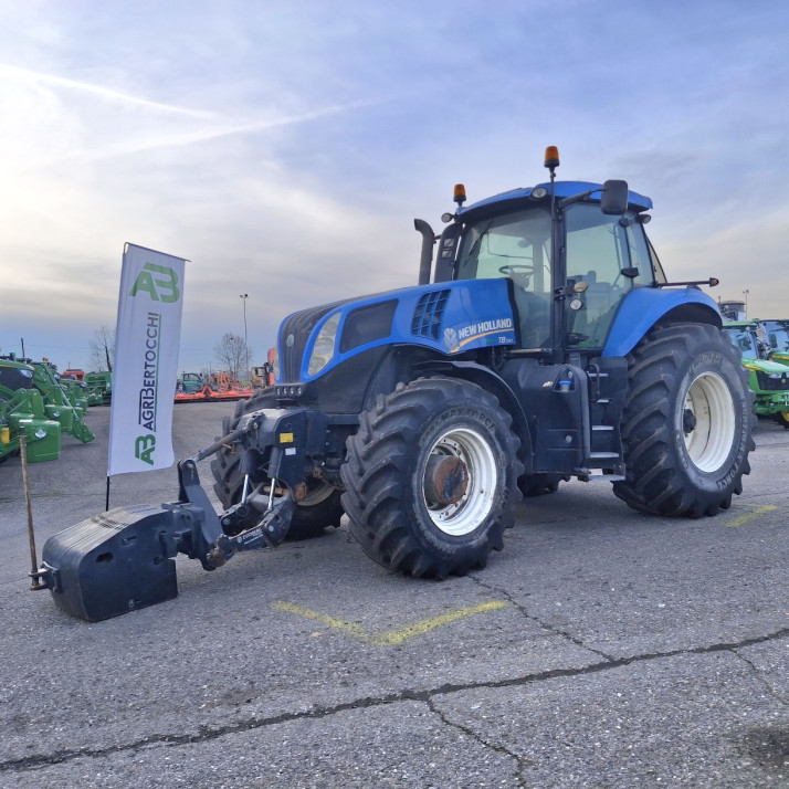 NEW HOLLAND T8 390