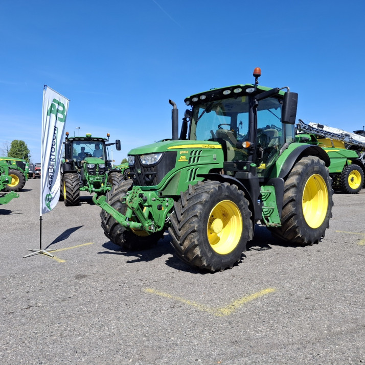 JOHN DEERE 6130 R