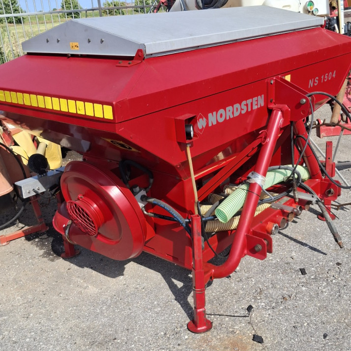 TRAMOGGIA FRONTALE CONCIME/SEMENTE NORDSTEN NS 1504