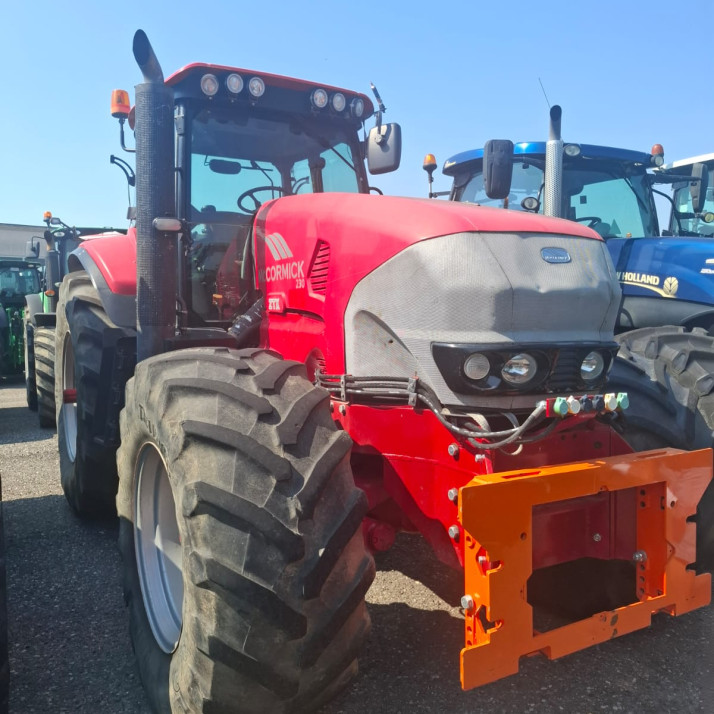 MC CORMICK ZTX 230