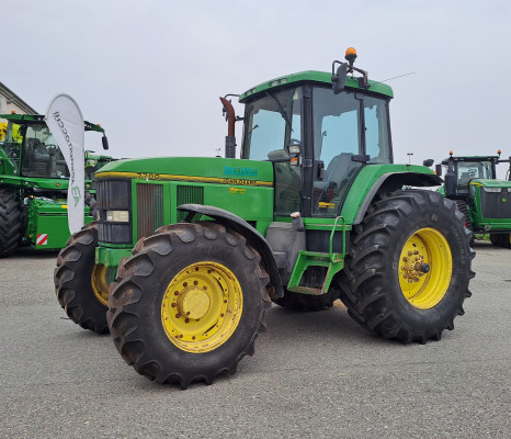 JOHN DEERE 7700