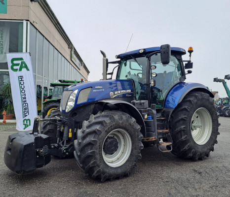 NEW HOLLAND T7.270 BLUEPOWER