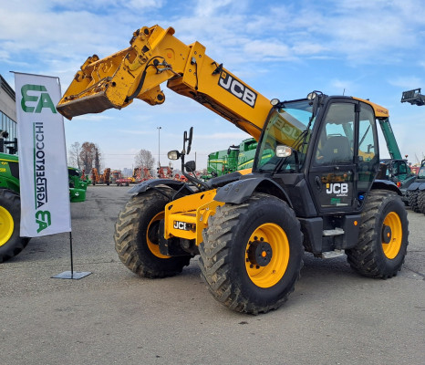 SOLLEVATORE TELESCOPICO JCB 550-80 AGRIPLUS