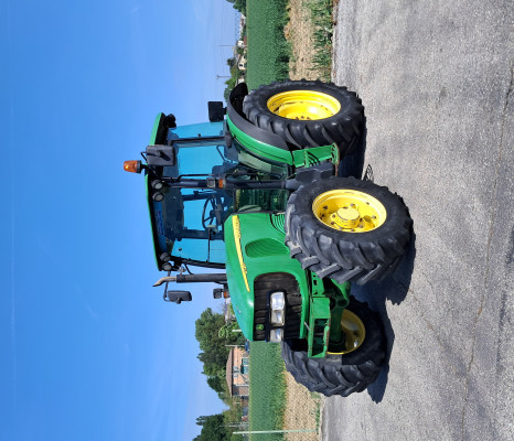 JOHN DEERE 5720