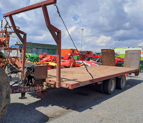 CARRELLO PER TRASPORTO MACCHINE AGRICOLE E PRODOTTI