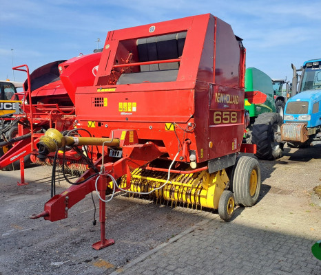 ROTOPRESSA NEW HOLLAND 658