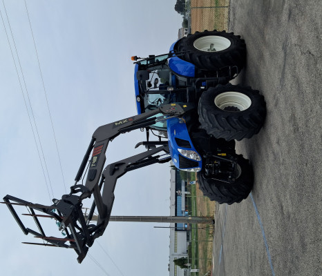NEW HOLLAND T7 270
