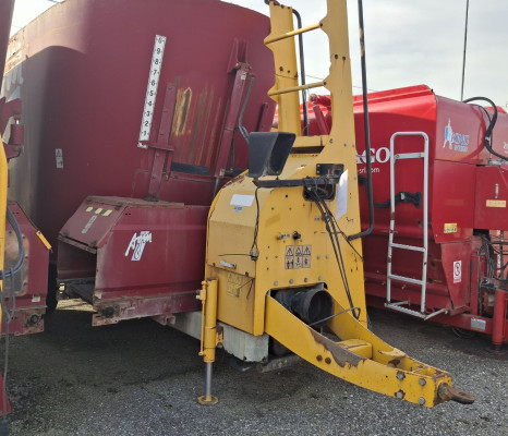 CARRO MISCELATORE TRAINATO AGM W240 