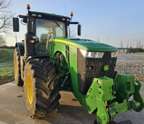 JOHN DEERE 8410