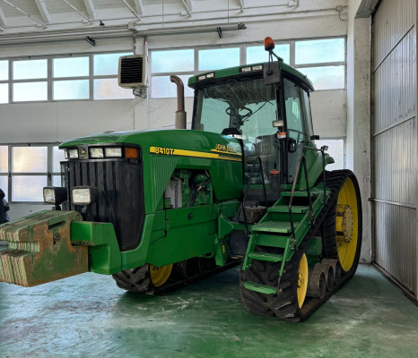 JOHN DEERE 8410T