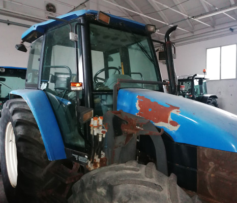 NEW HOLLAND TL 90