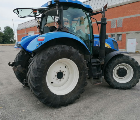 NEW HOLLAND 6090