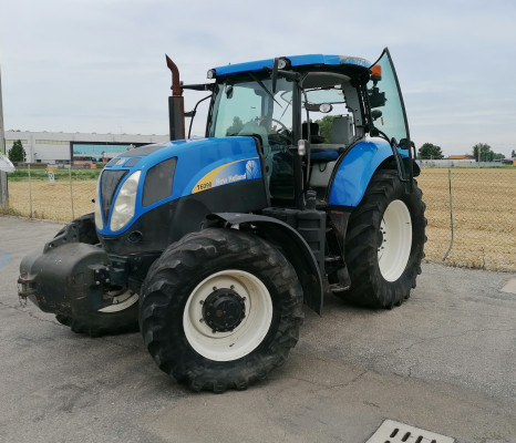 NEW HOLLAND 6090