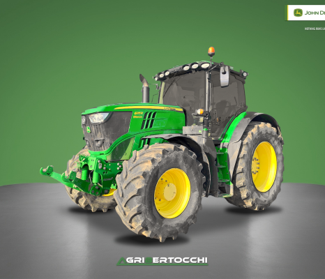 JOHN DEERE 6215R 