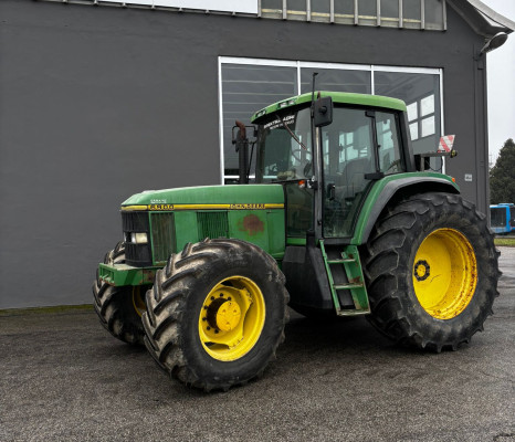 JHON DEERE 6900